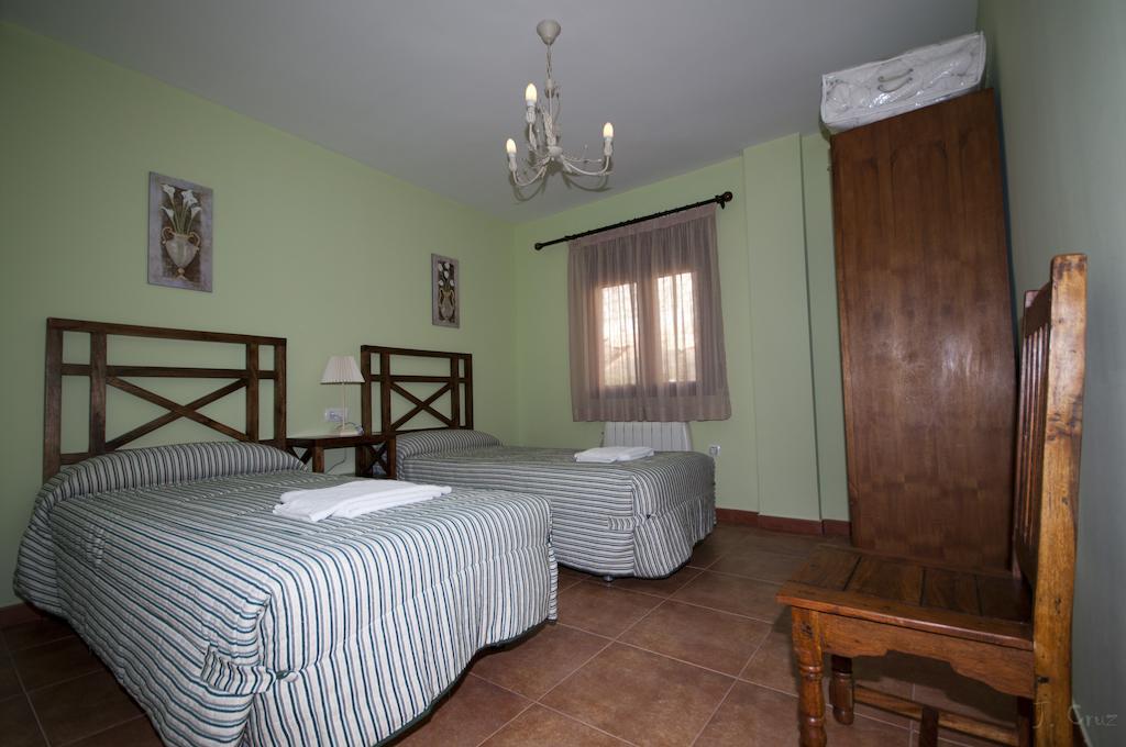 Alojamientos Rurales La Fuente Villalba de la Sierra Cameră foto